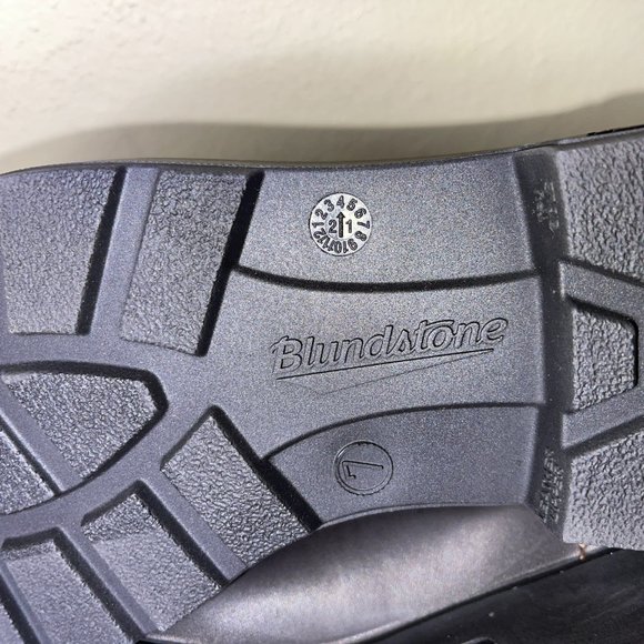 New Women's Blundstone Chelsea Boots Size 10 Stout Brown Tartan Plaid Hiking - Picture 9 of 11